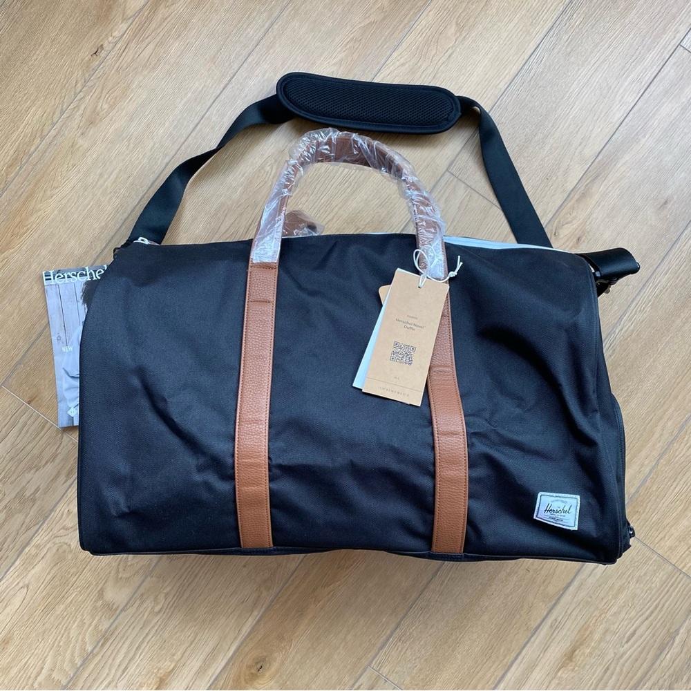 Brand New - Herschel Novel™ Duffle - 43L